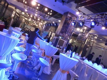 上海專業(yè)慶典服務(wù)全攻略 舞臺搭建、活動策劃與婚慶廠慶一站式解決方案